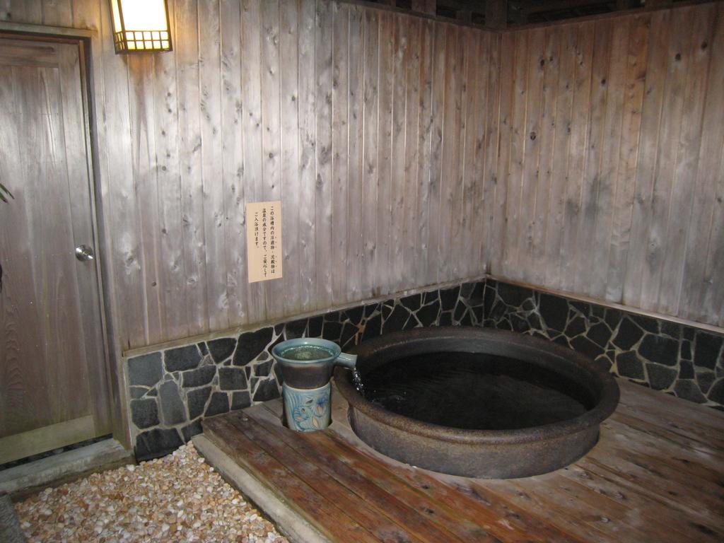 Utsumionsen Ichizu Hotell Aichi Exteriör bild