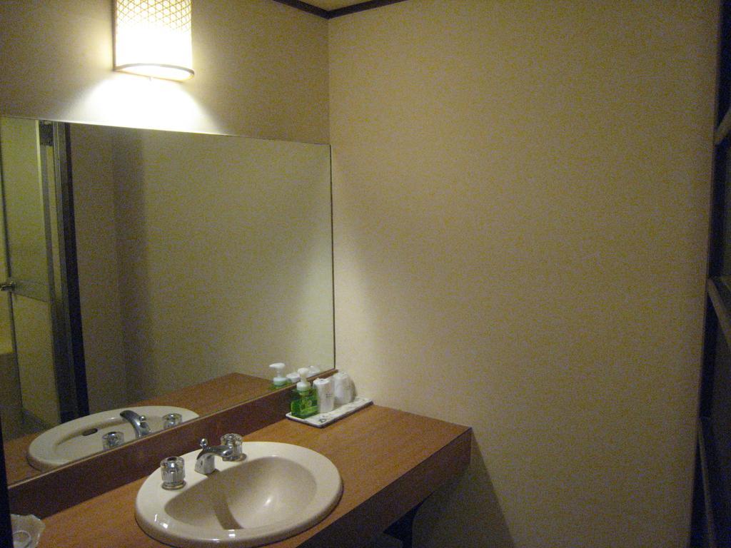 Utsumionsen Ichizu Hotell Aichi Exteriör bild
